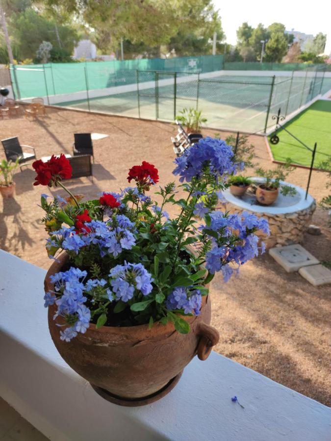 Beach And Tennis Sant Josep de sa Talaia Bagian luar foto